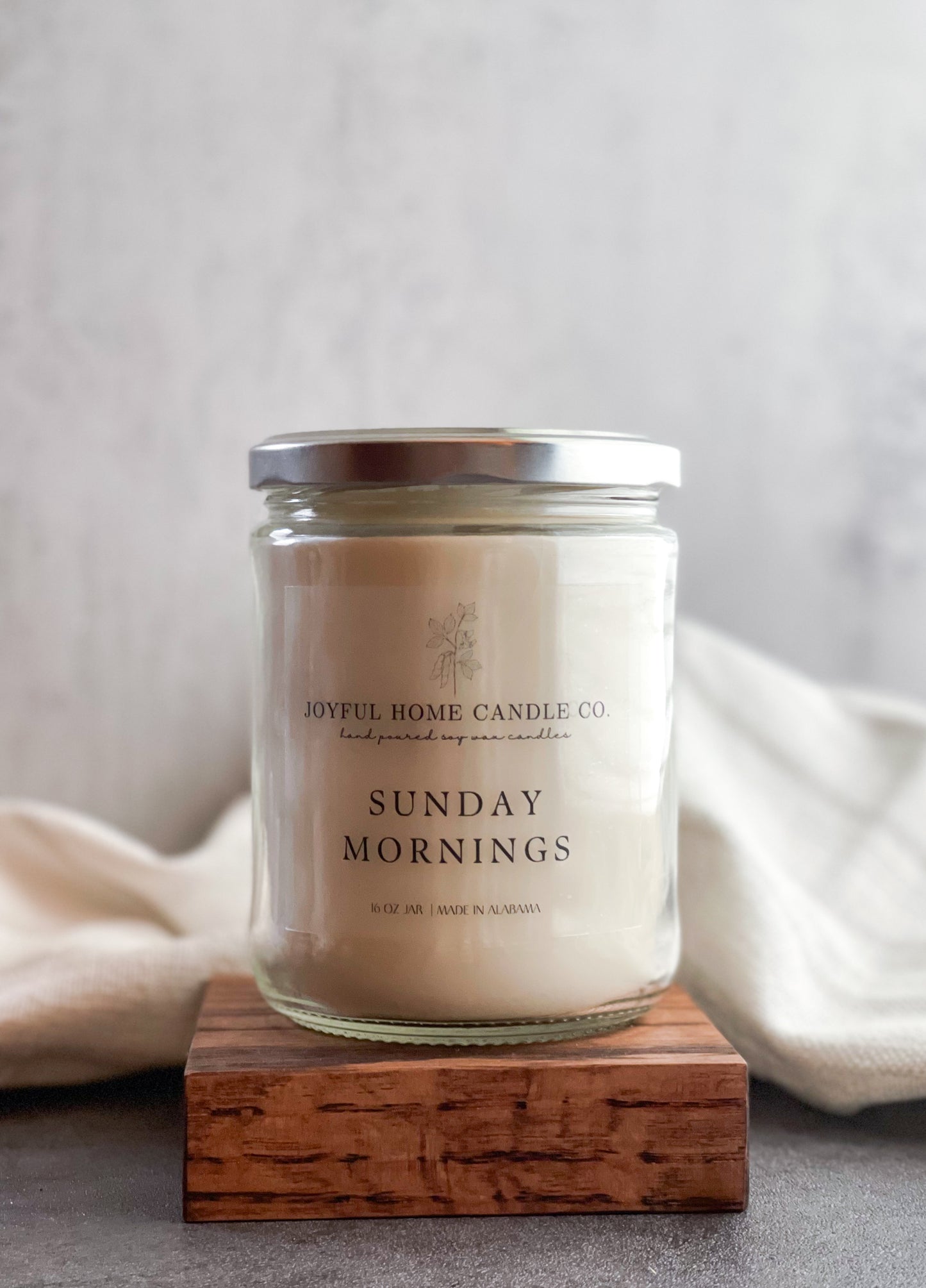 Sunday Mornings 16 oz candle